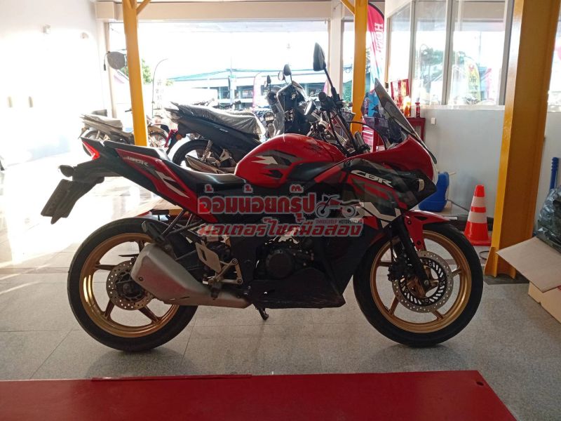 รูป HONDA CBR150R