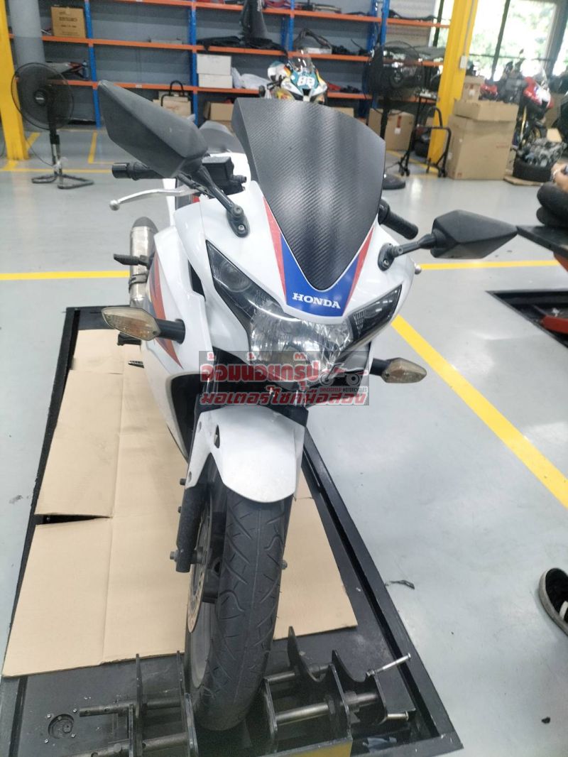 รูป HONDA CBR150R